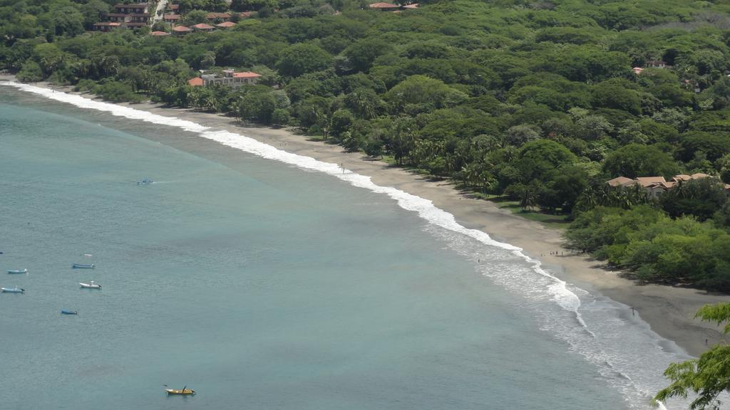 Hotel Colono Beach Коко Екстериор снимка